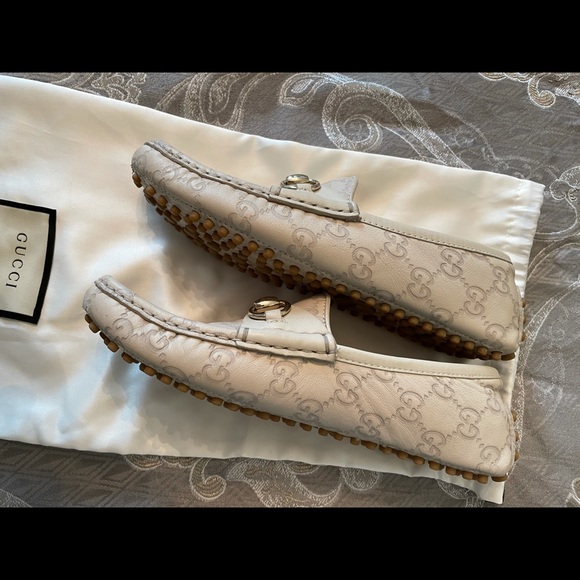 GUCCI - Cream Loafers - Picture 3 of 6